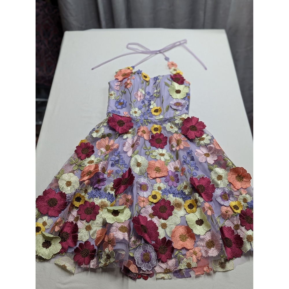 AW Bridal Lilac Floral Embroidered Halter Cocktail Dress 3D Applique Size 0